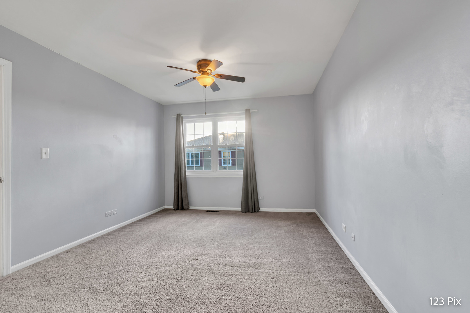 111 Brookwood Court #111, Vernon Hills, IL 60061