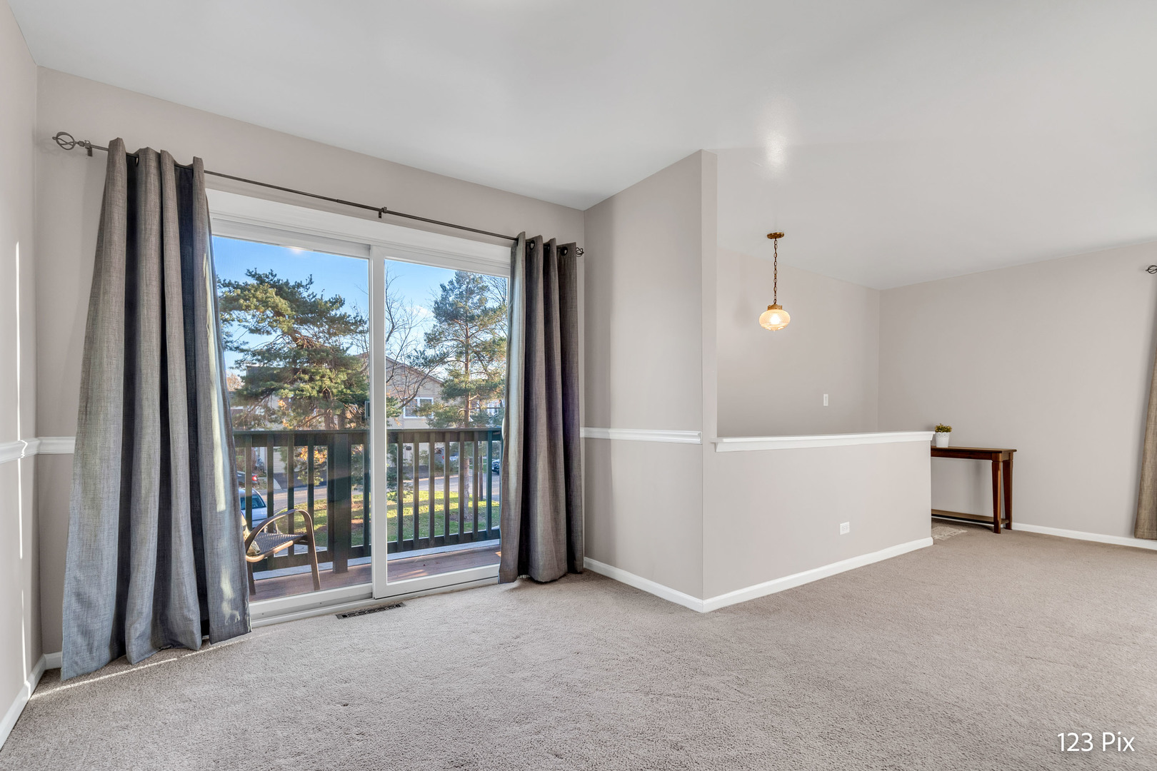 111 Brookwood Court #111, Vernon Hills, IL 60061