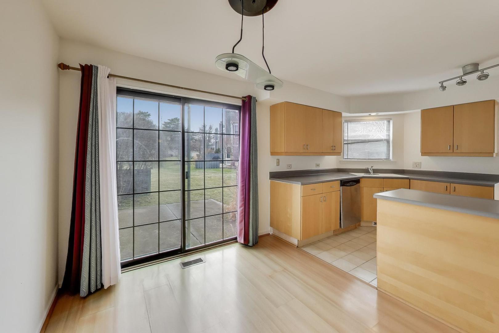 11467 Ashley Woods Drive, Westchester, IL 60154