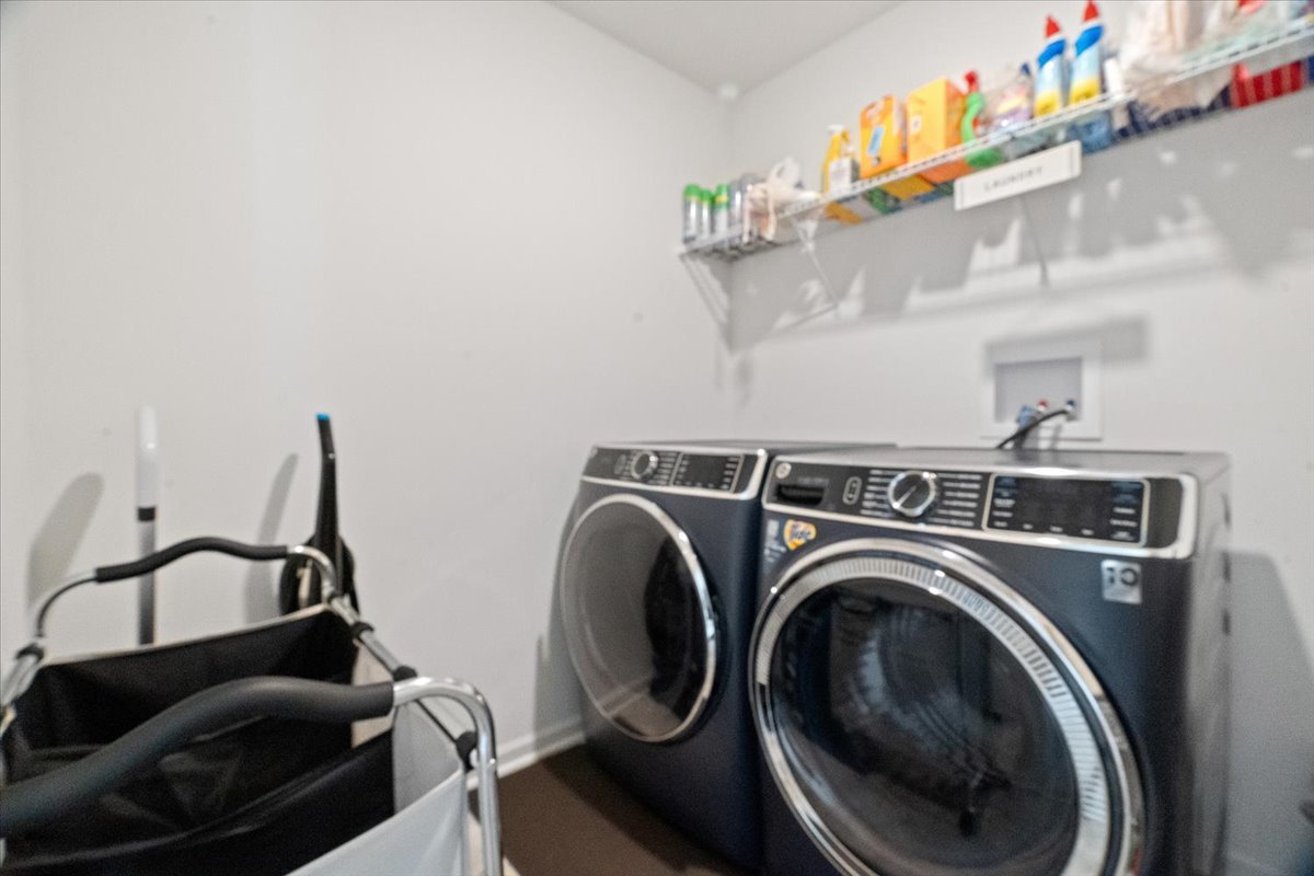 28609 Augusta Lane, Lakemoor, IL 60051