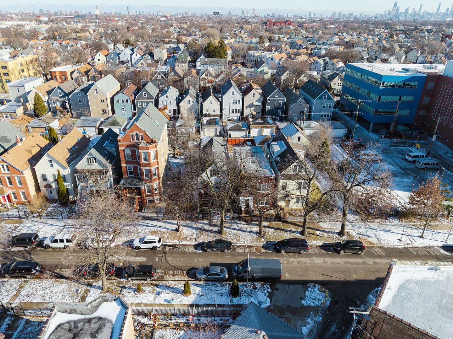 3035 N Monticello Avenue, Chicago, IL 60618