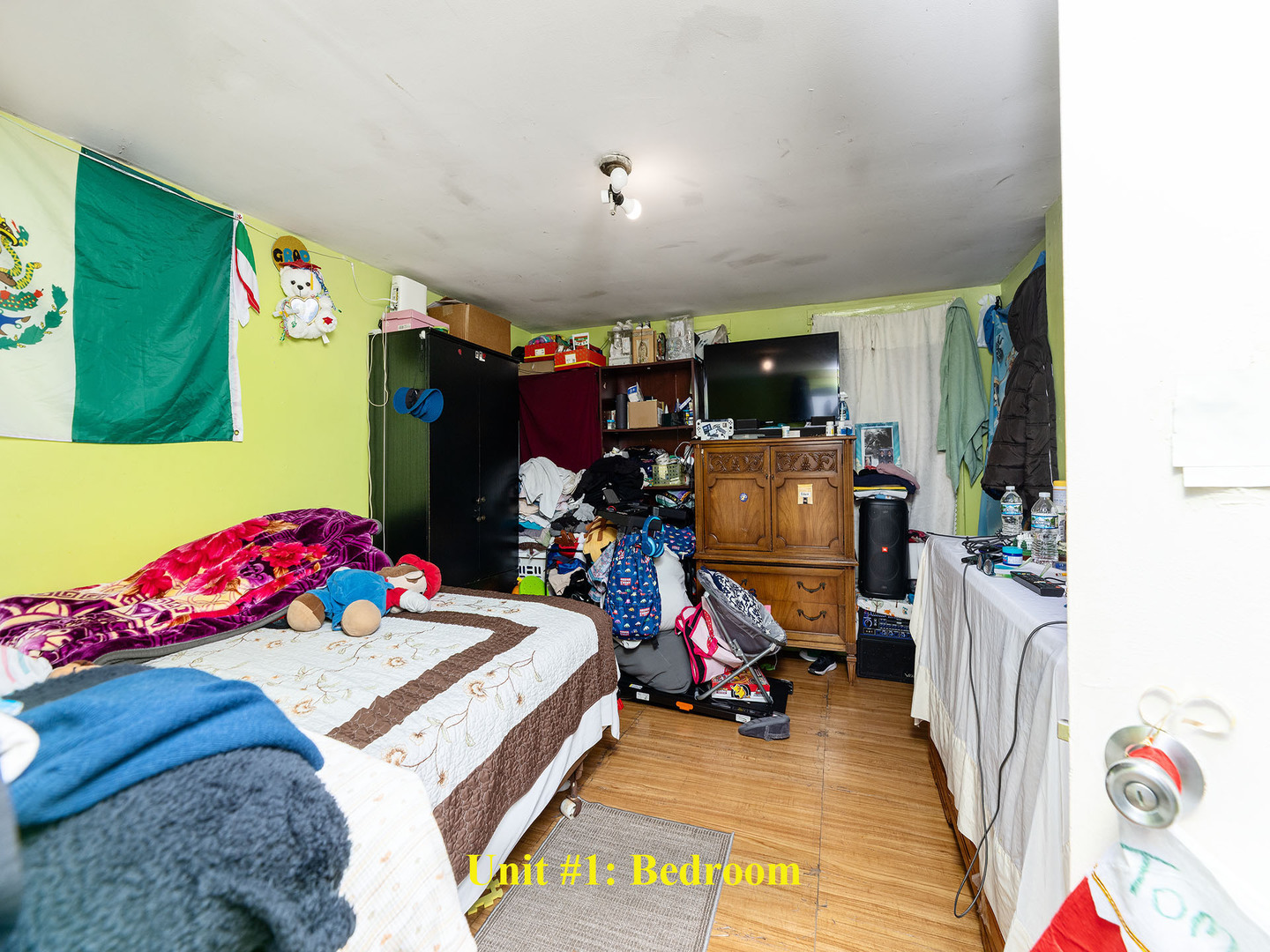 3035 N Monticello Avenue, Chicago, IL 60618