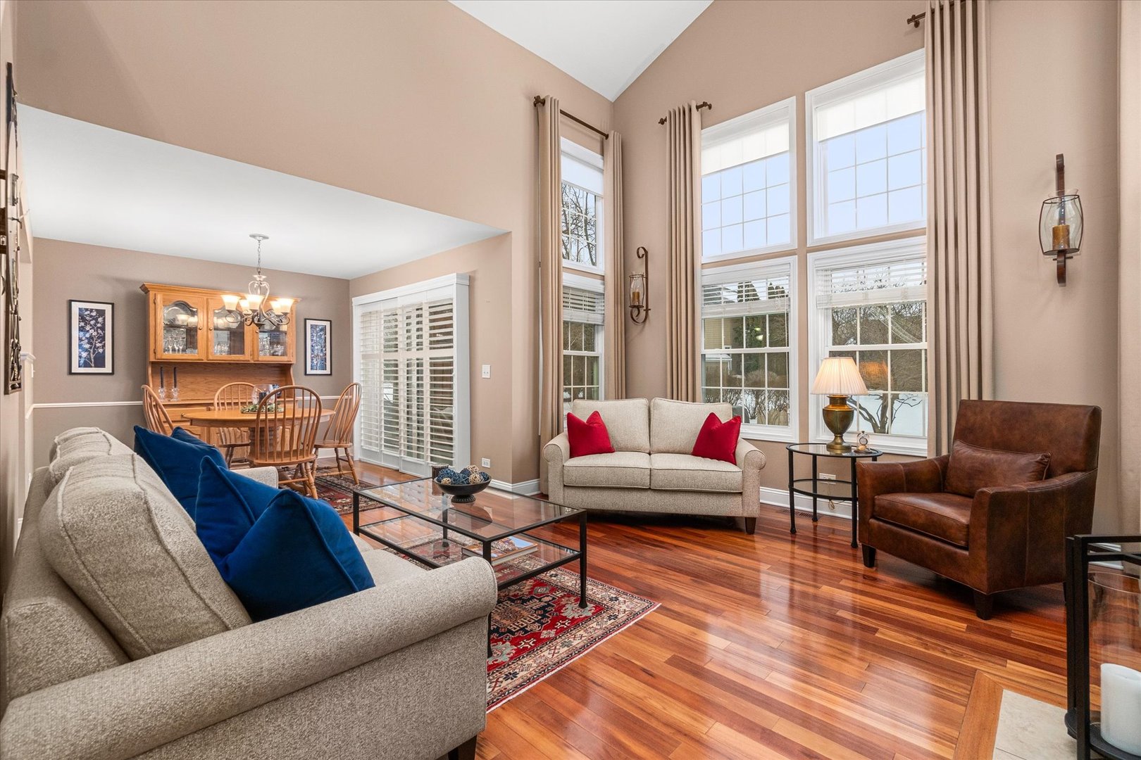 3819 Capri Court, Naperville, IL 60564