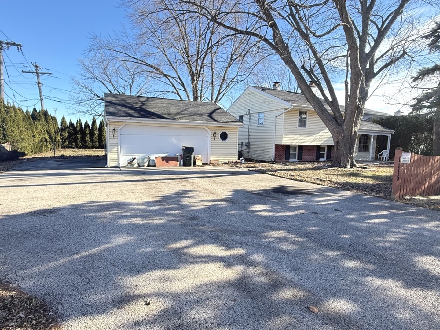 1115 Lotus Drive, Round Lake Beach, IL 60073