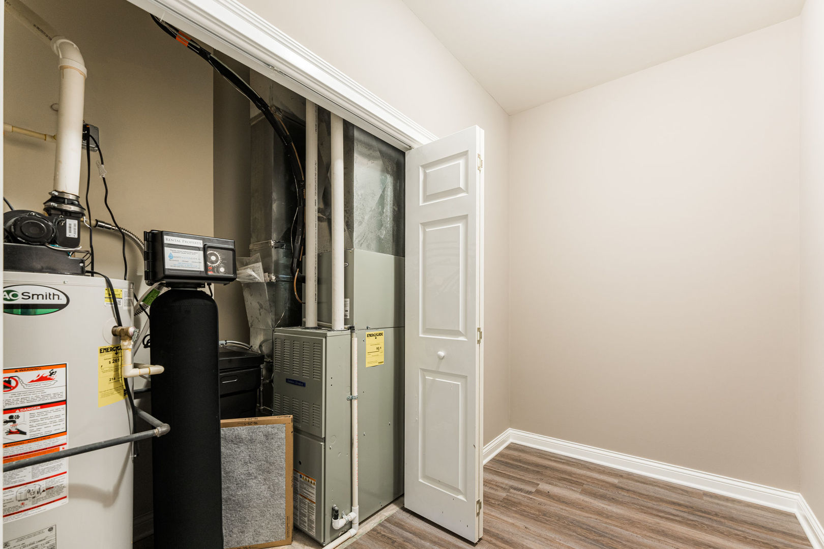 2368 Concord Drive #2368, Sycamore, IL 60178