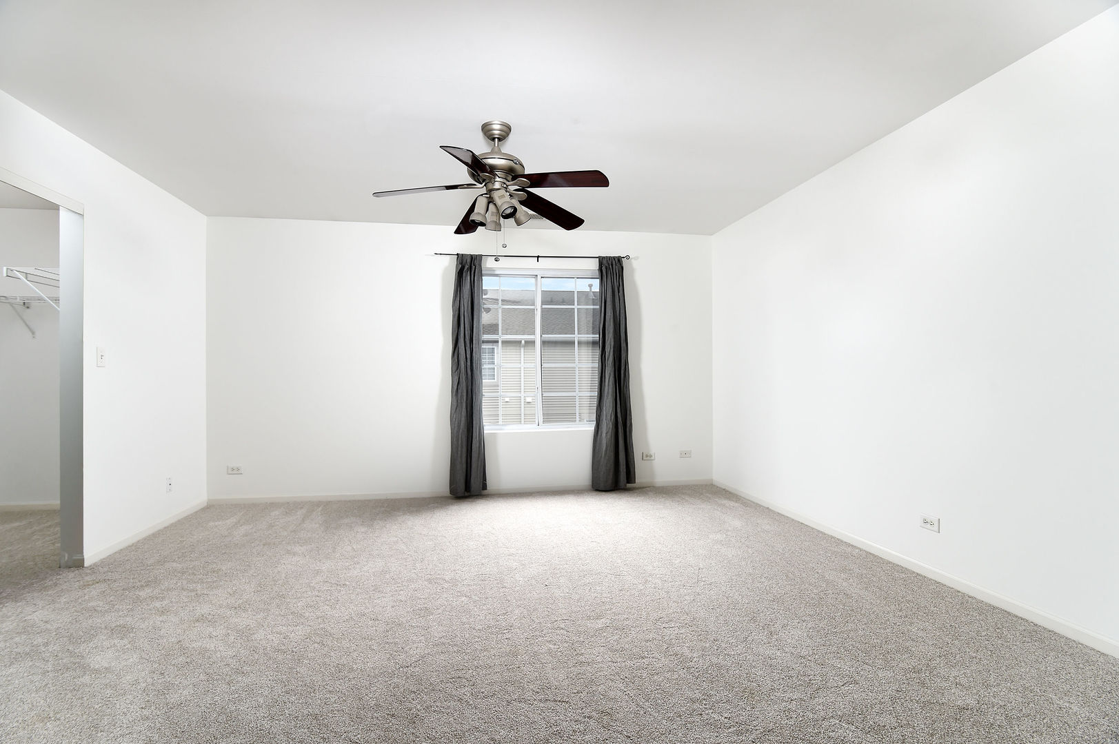 3388 Sanctuary Drive, Elgin, IL 60124