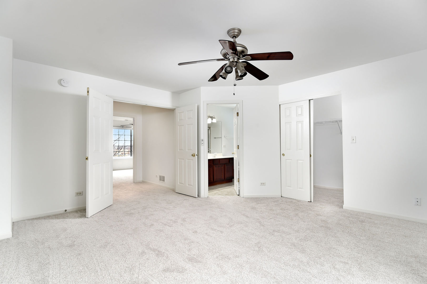 3388 Sanctuary Drive, Elgin, IL 60124