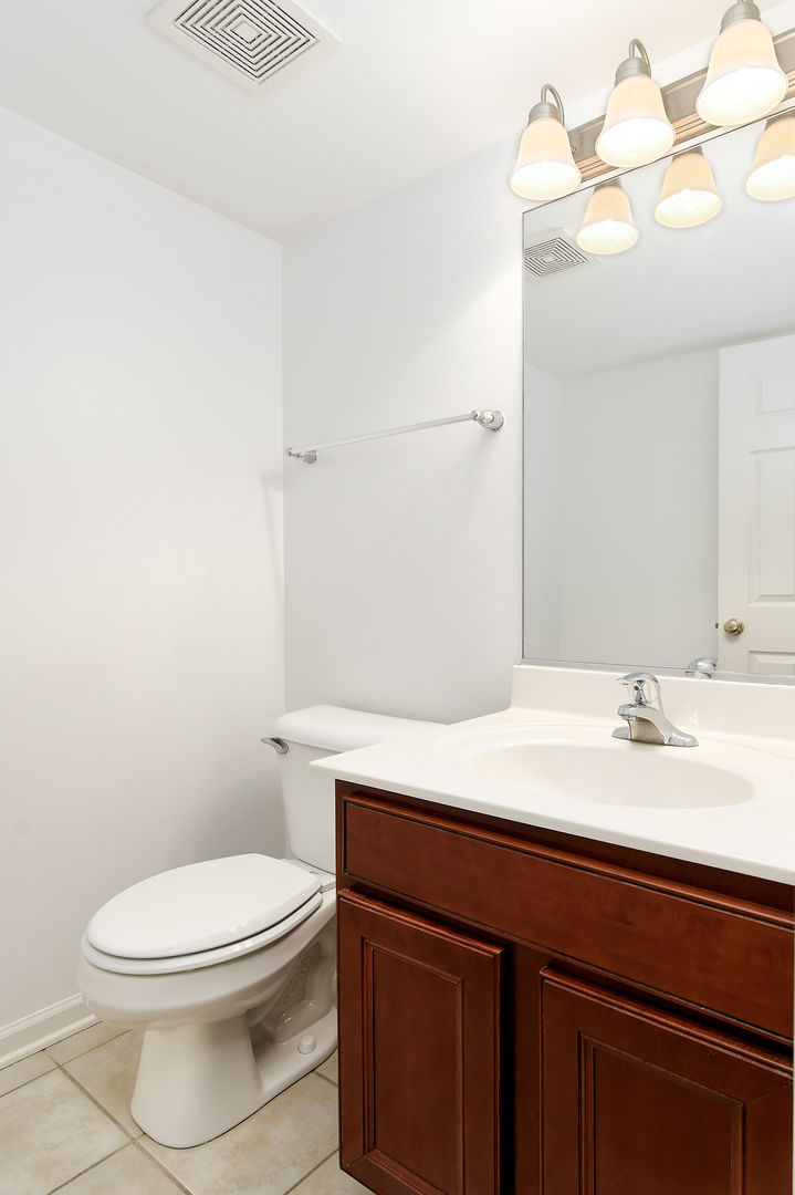 3388 Sanctuary Drive, Elgin, IL 60124