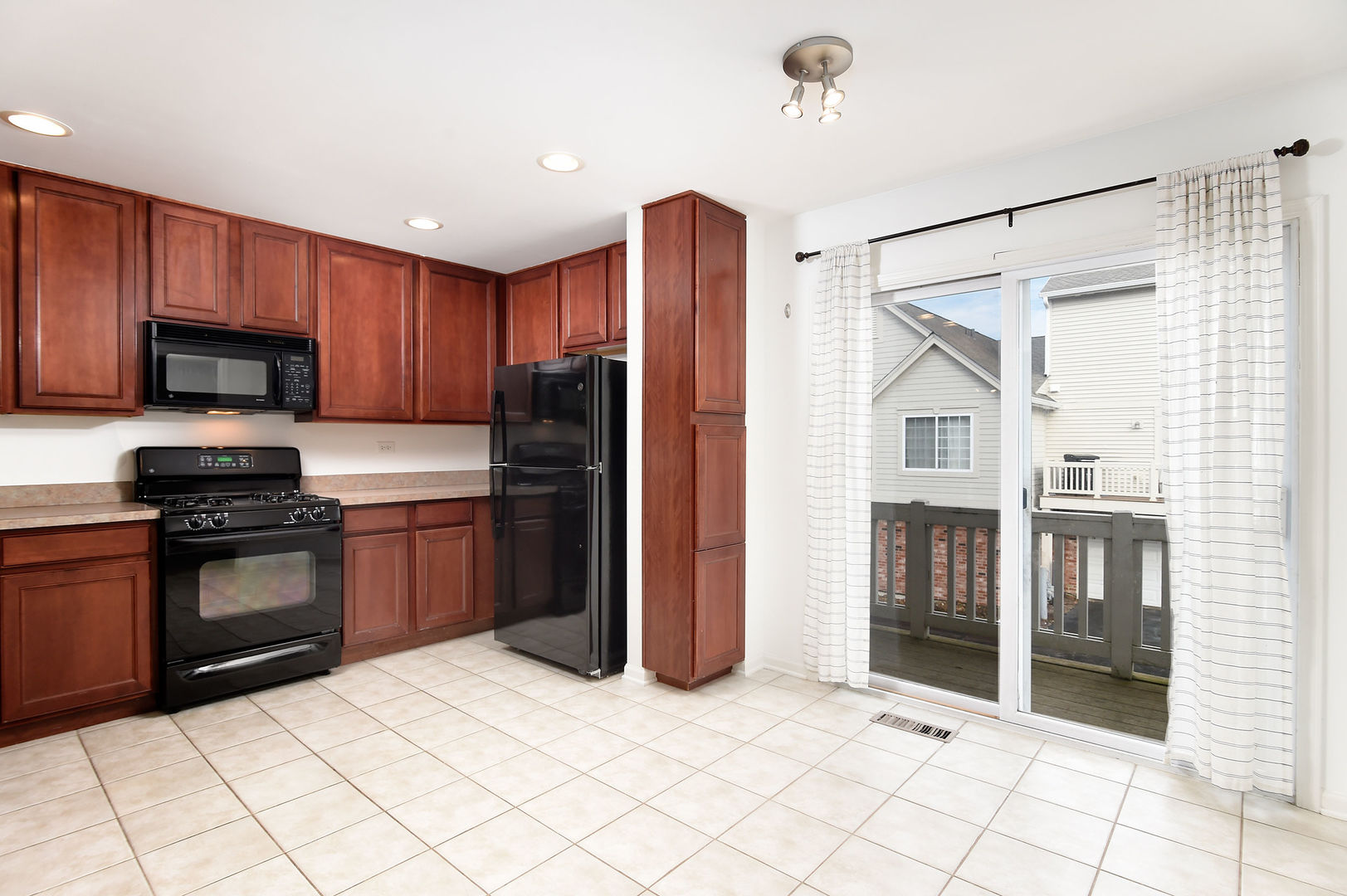 3388 Sanctuary Drive, Elgin, IL 60124