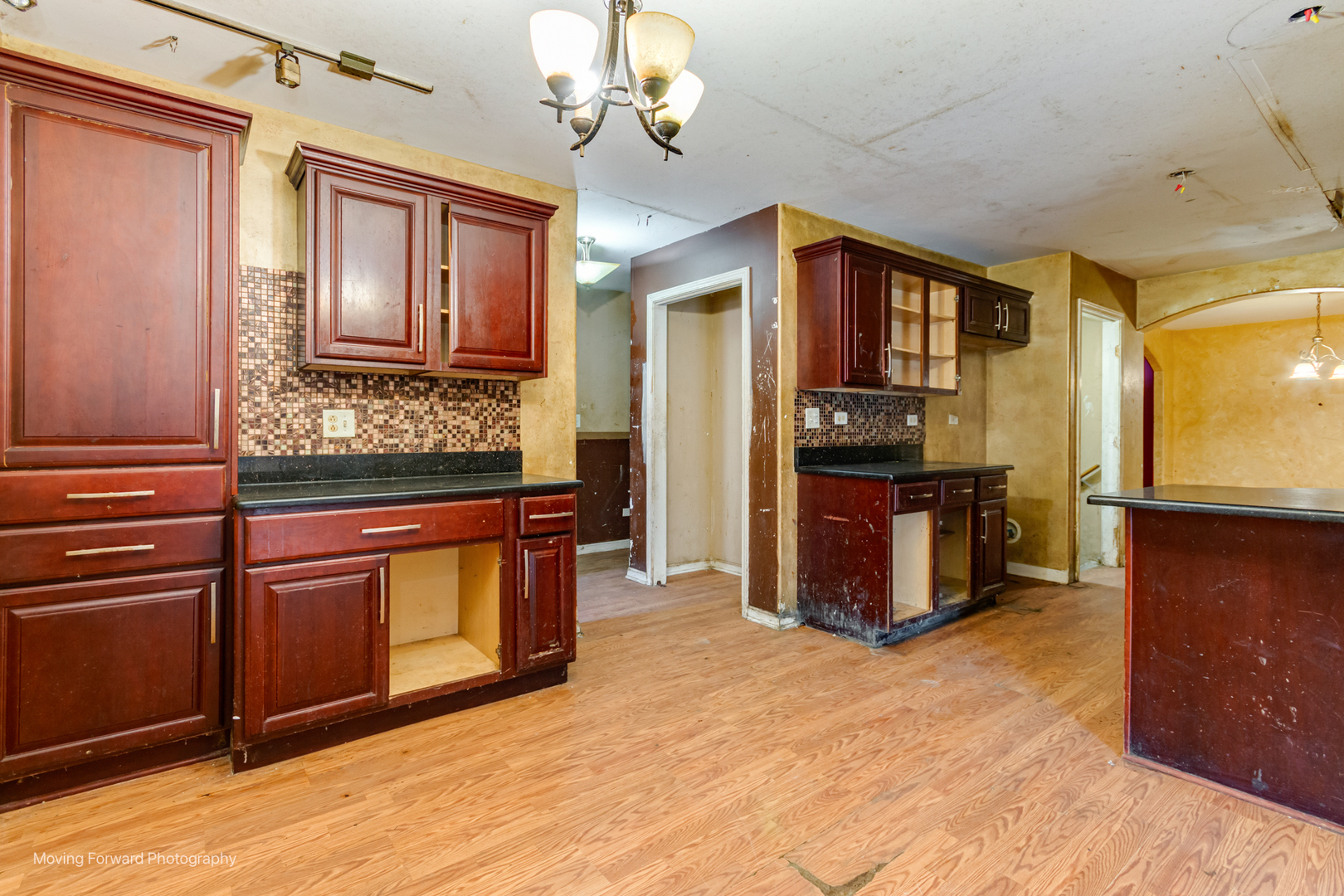 15264 Greenwood Road, Dolton, IL 60419