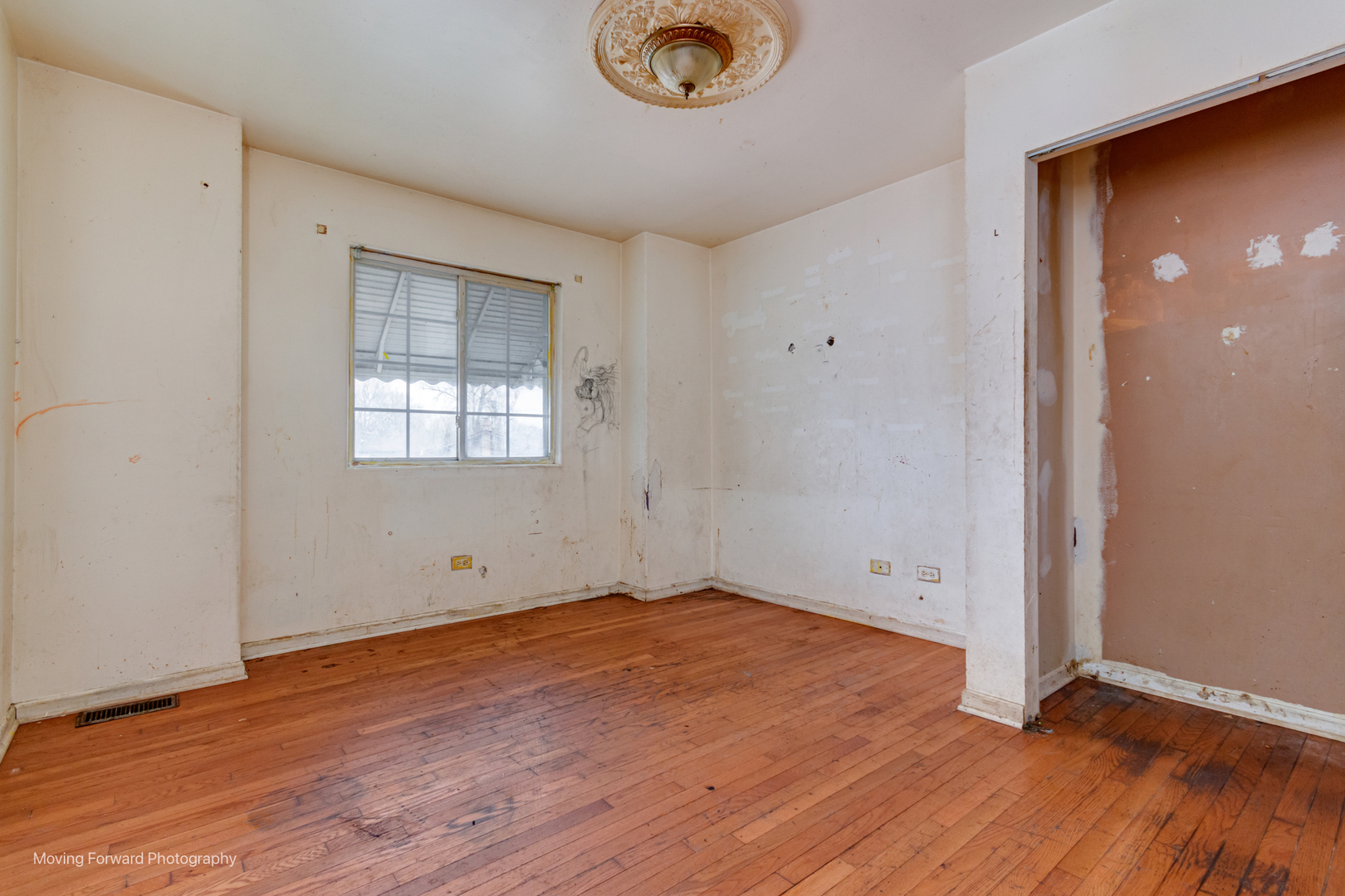 15264 Greenwood Road, Dolton, IL 60419