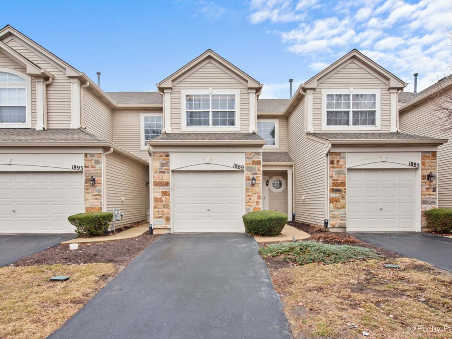 1889 Stoneheather Avenue, Aurora, IL 60503