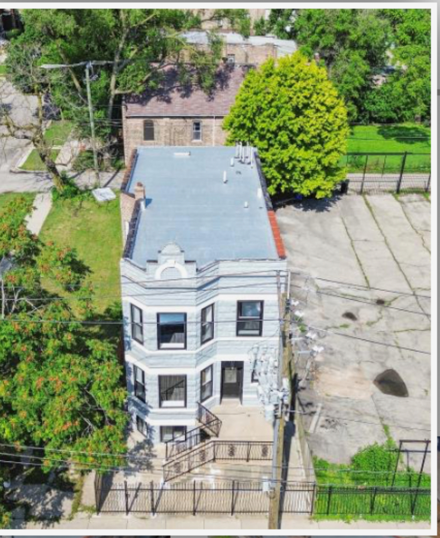 322 S Kostner Avenue, Chicago, IL 60624