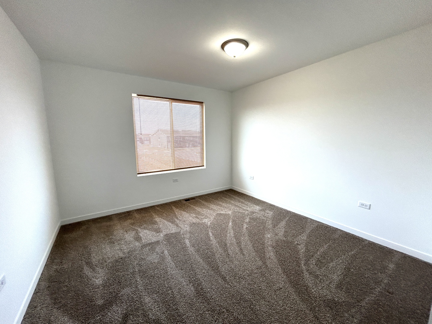 1123 Gillespie Lane #1123, Yorkville, IL 60560