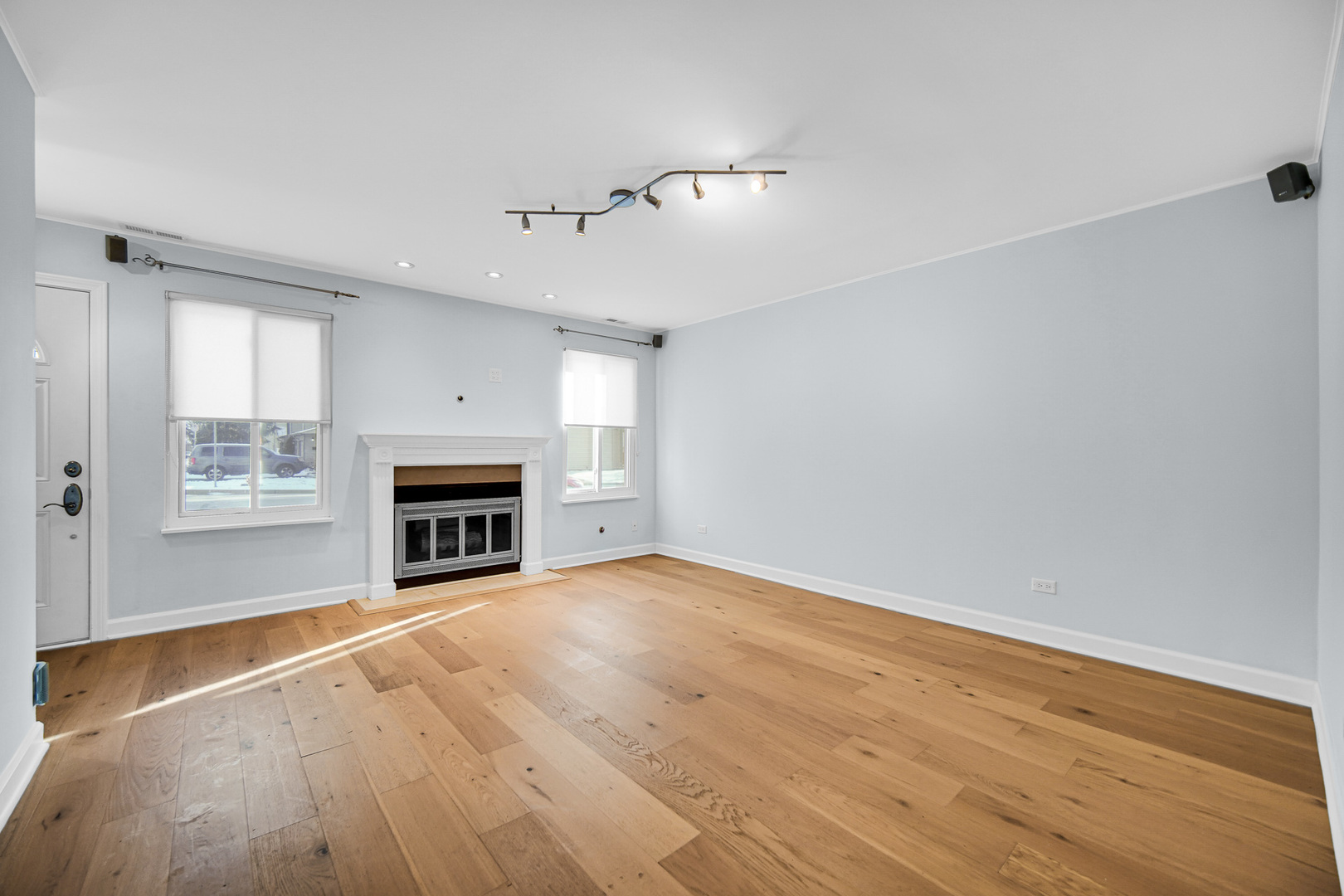 6318 Prideham Street #6318, Downers Grove, IL 60516