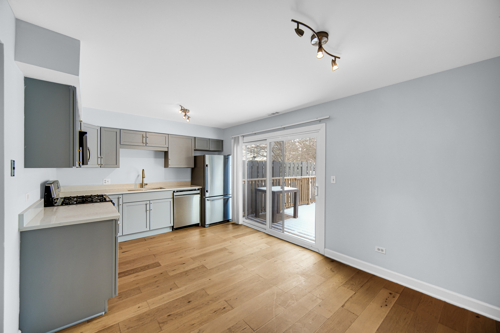 6318 Prideham Street #6318, Downers Grove, IL 60516