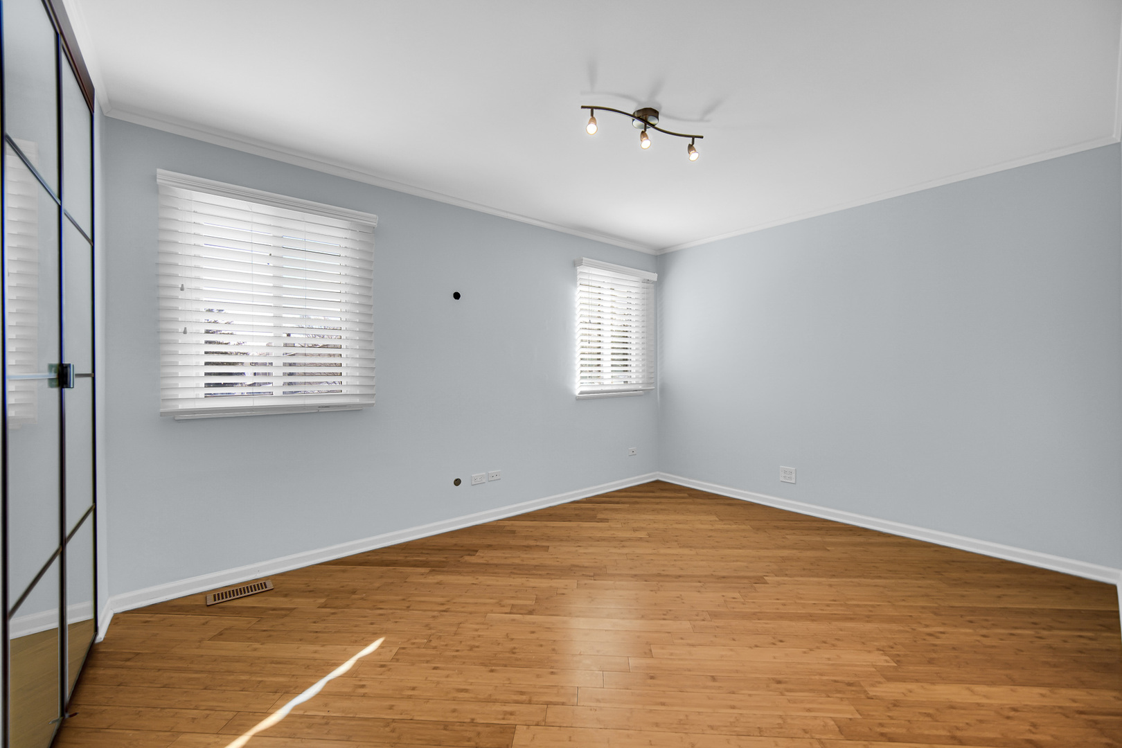 6318 Prideham Street #6318, Downers Grove, IL 60516