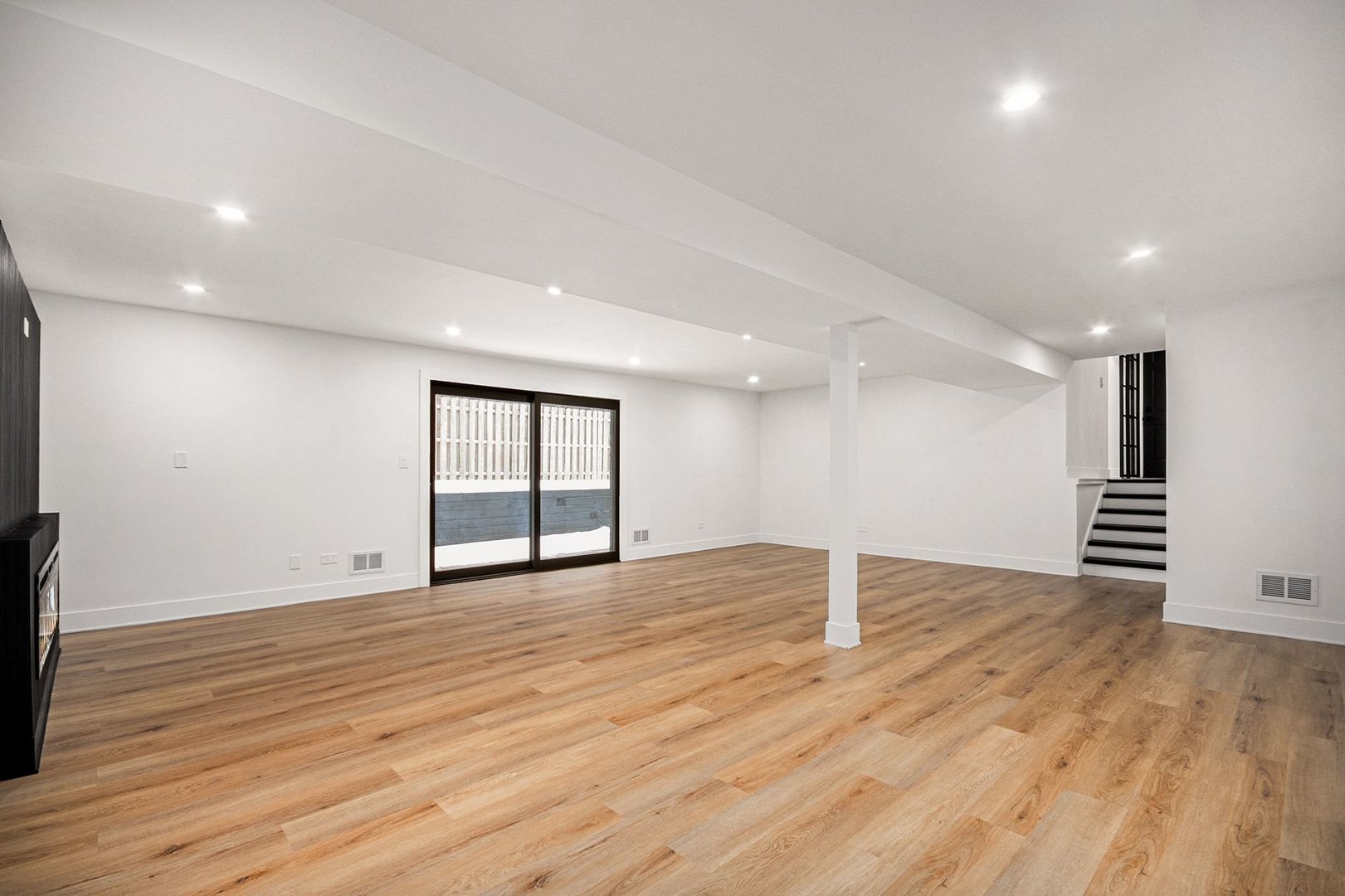 1430 Holland Place, Downers Grove, IL 60515