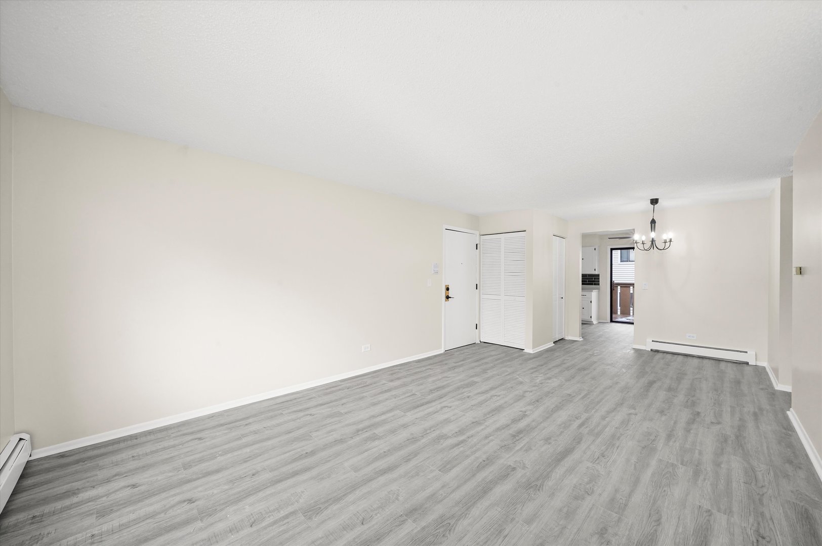 2710 Northcreek Drive #1804, Woodridge, IL 60517