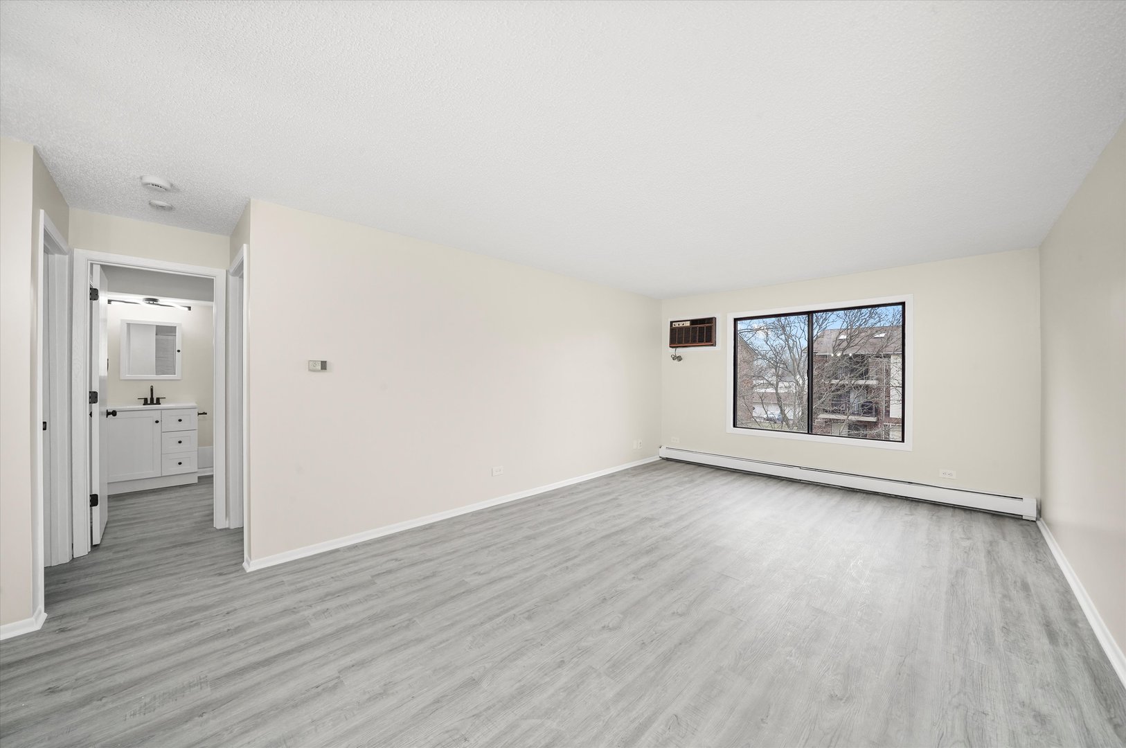 2710 Northcreek Drive #1804, Woodridge, IL 60517