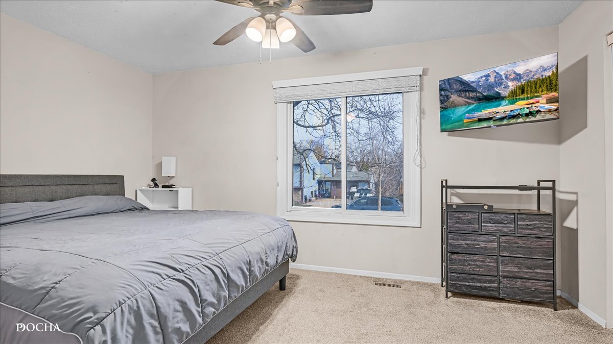 30W021 Danbury Drive, Warrenville, IL 60555