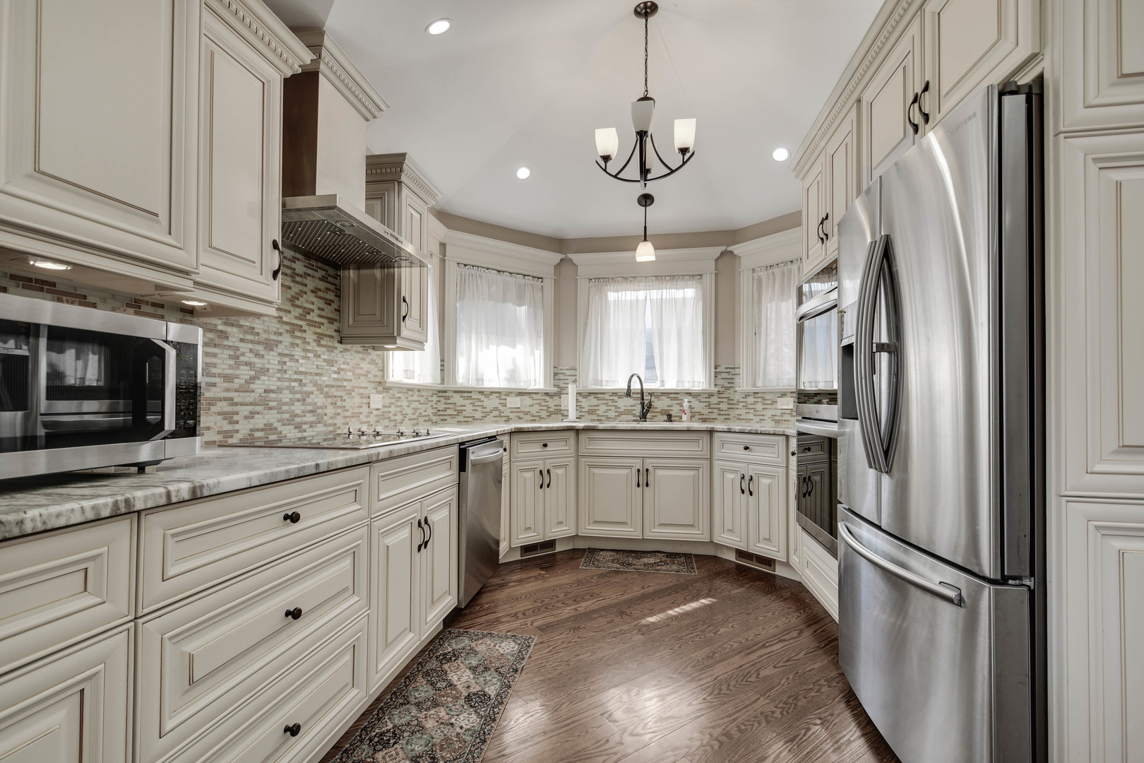 8167 W Brookside Court, Palos Park, IL 60464