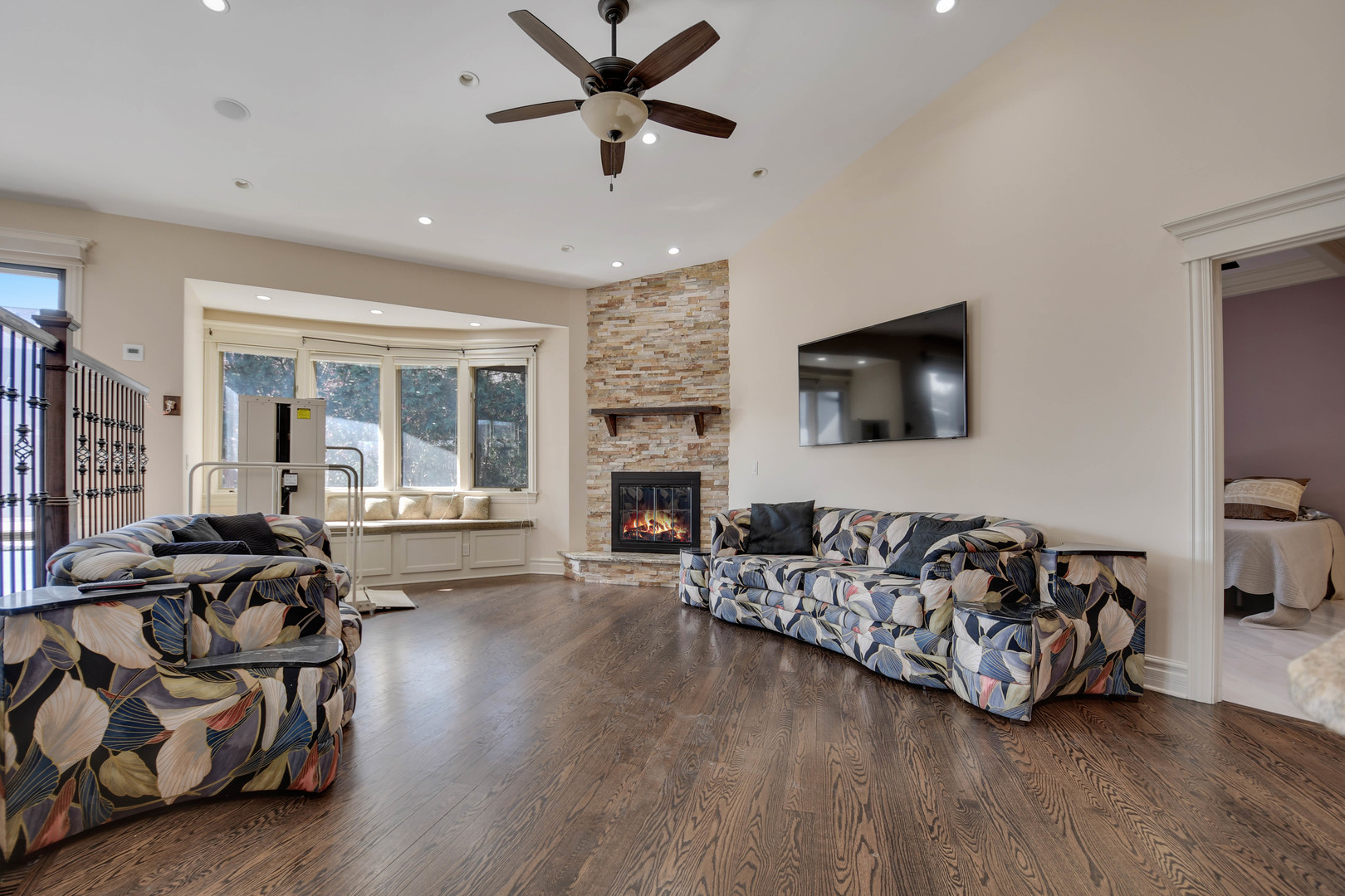 8167 W Brookside Court, Palos Park, IL 60464