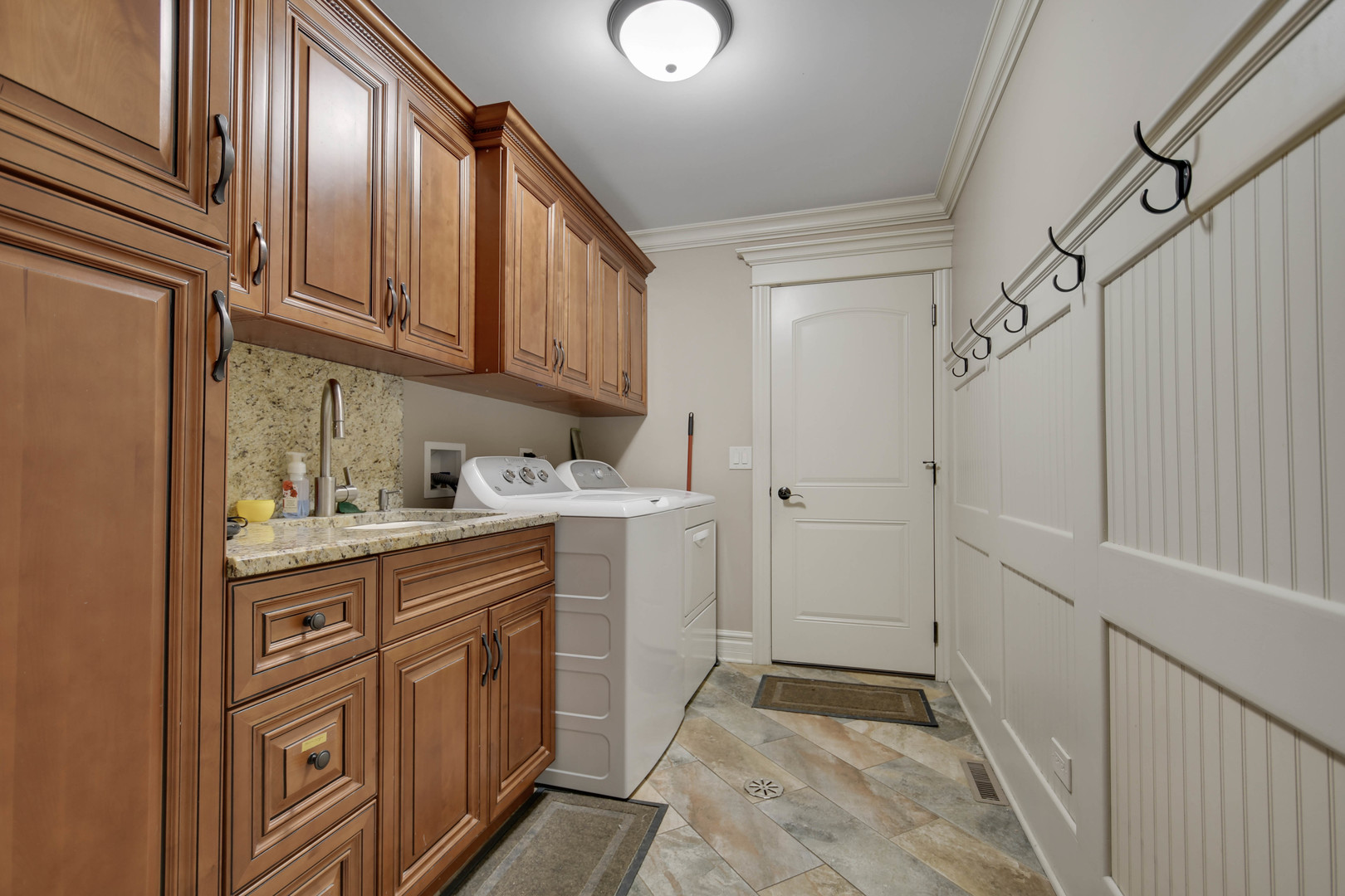 8167 W Brookside Court, Palos Park, IL 60464