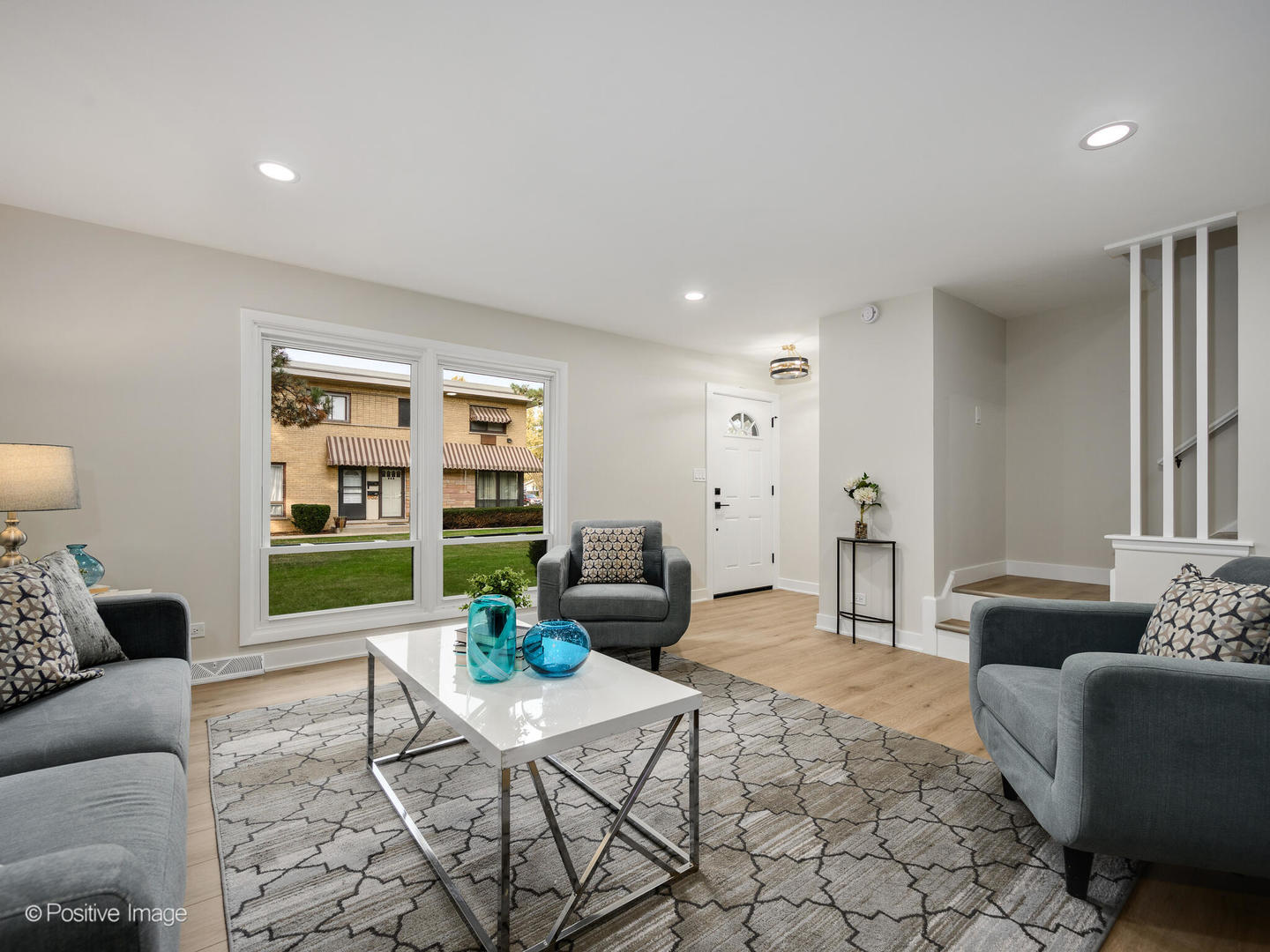 932 N Wheeling Road, Mount Prospect, IL 60056