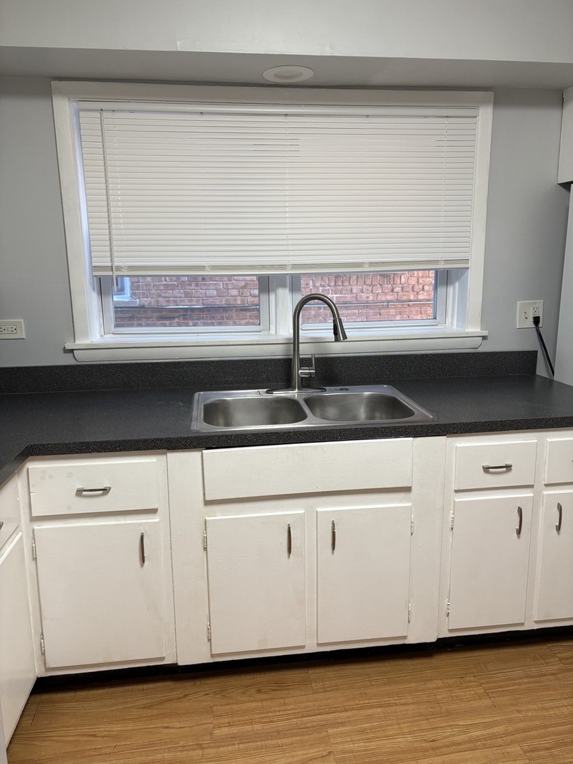 16 W Terrace Street #1S, Villa Park, IL 60181