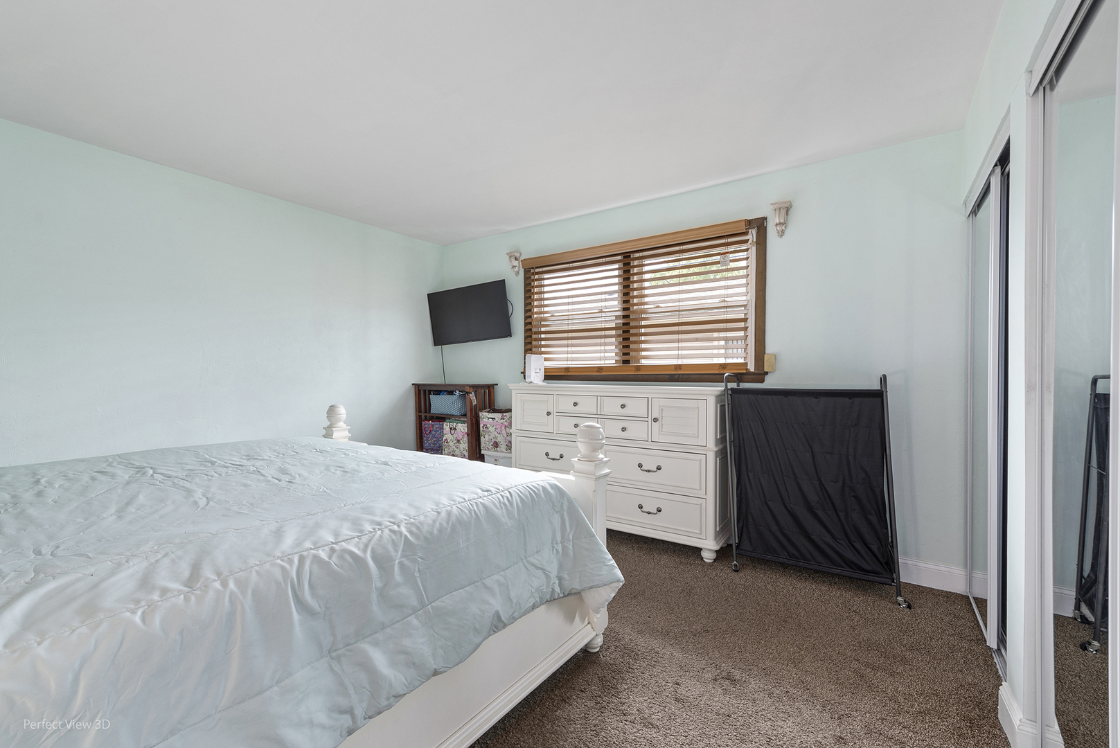 1144 E 160th Place, South Holland, IL 60473