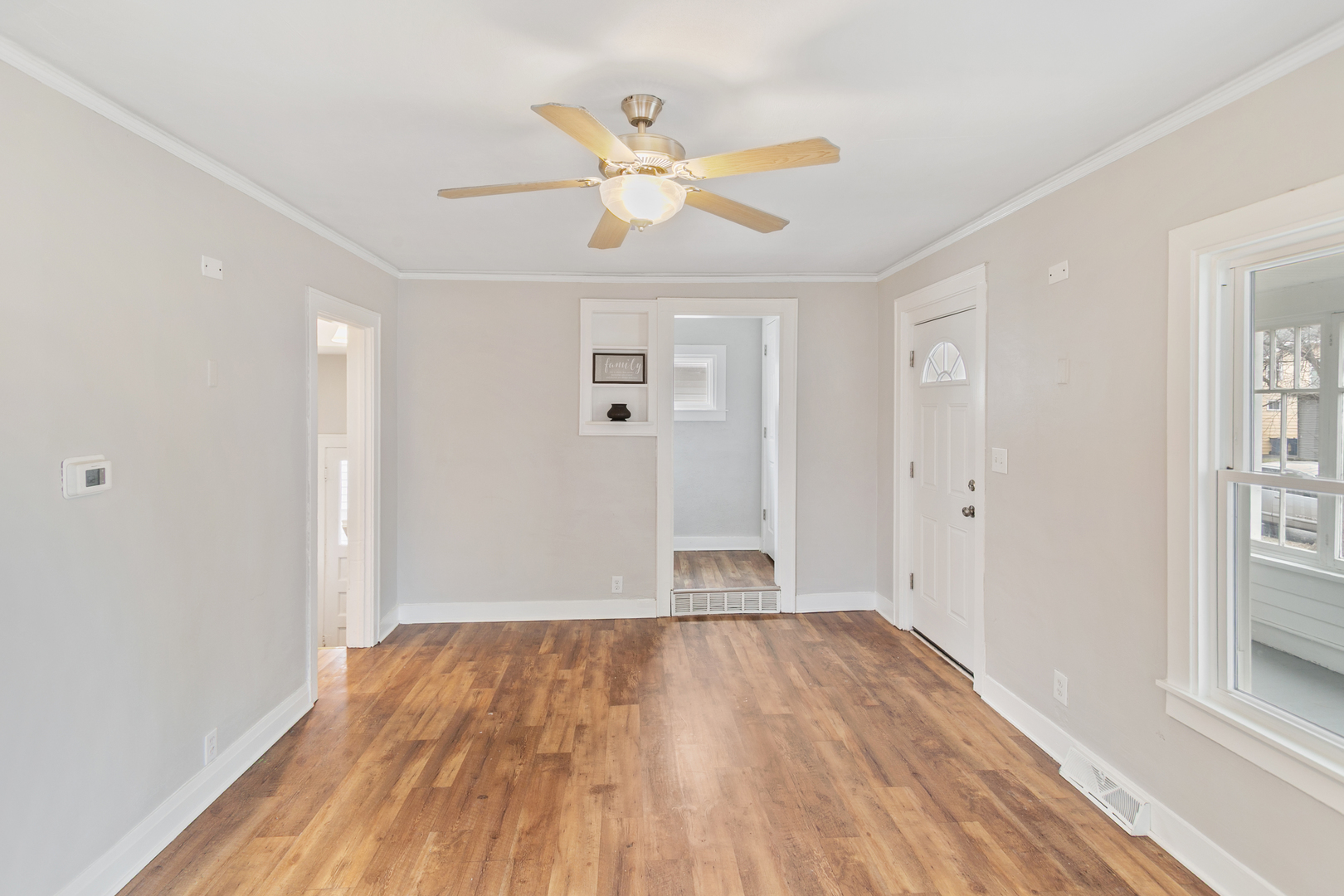 1020 Woodlawn Avenue, Waukegan, IL 60085