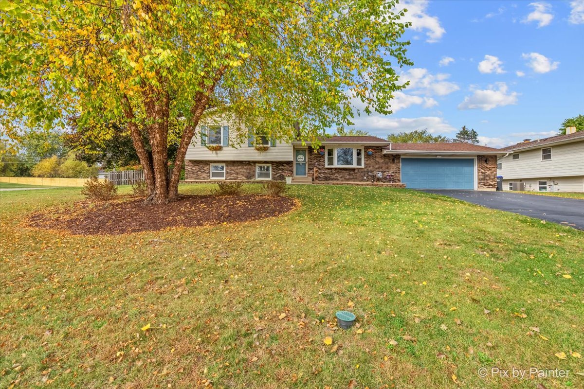 12976 W 28th Street, Beach Park, IL 60099