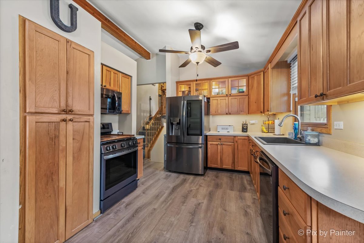 12976 W 28th Street, Beach Park, IL 60099