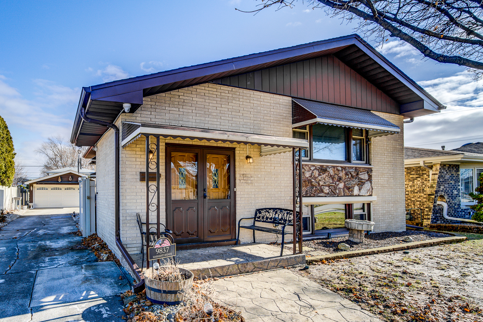 9837 Massasoit Avenue, Oak Lawn, IL 60453