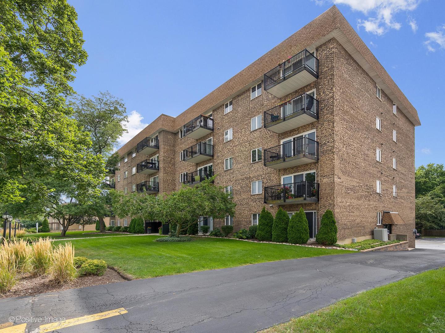 907 Curtiss Street #504, Downers Grove, IL 60515