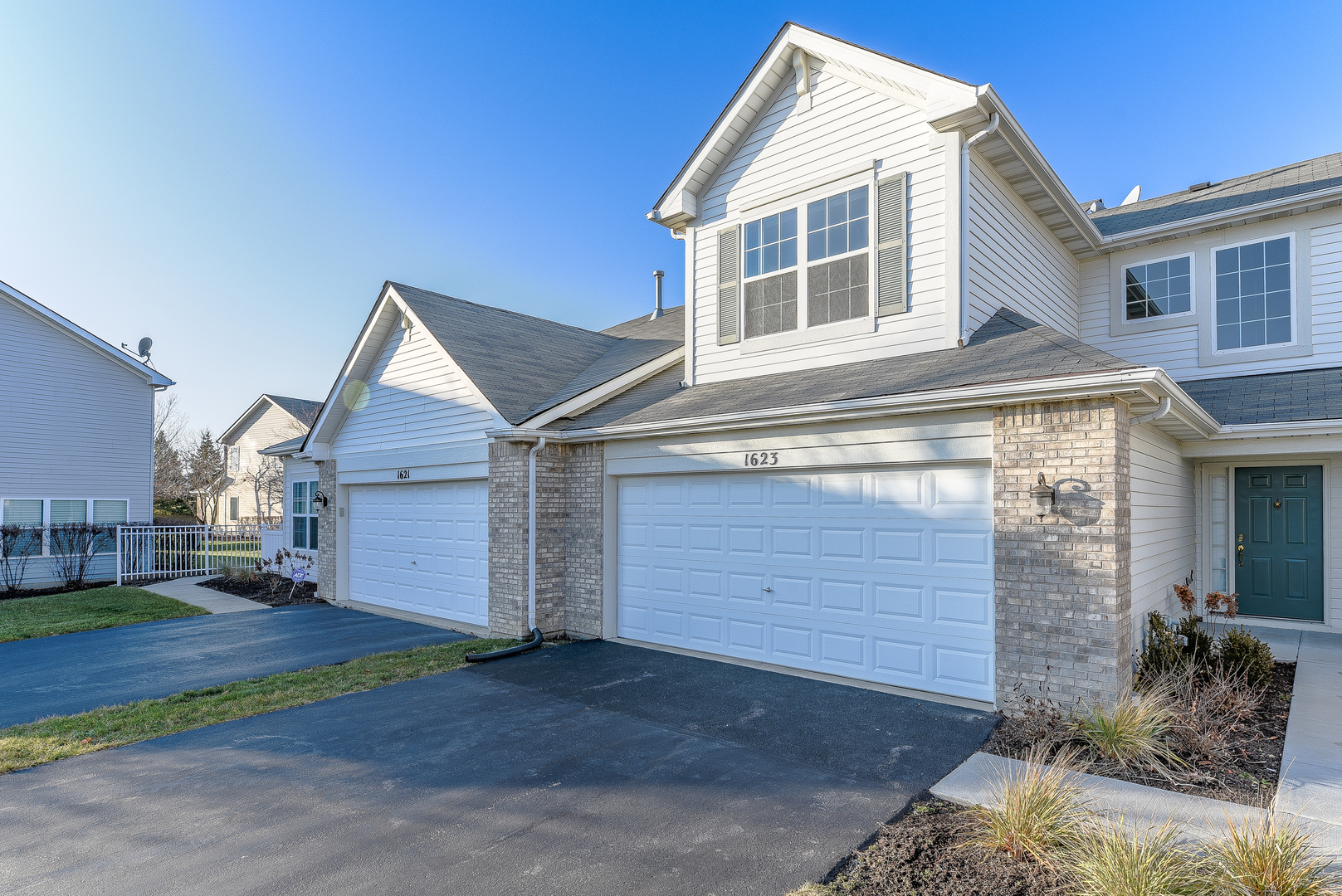 1623 S Candlestick Way #1623, Waukegan, IL 60085