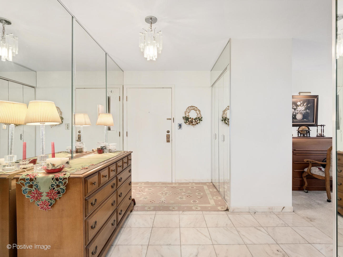 1S055 Spring Road #2C, Oakbrook Terrace, IL 60181