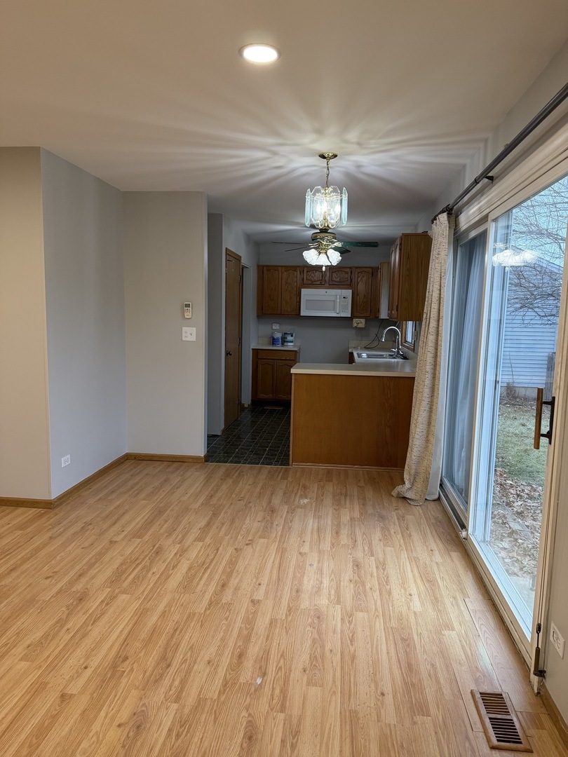 3115 Village Green Drive, Aurora, IL 60504