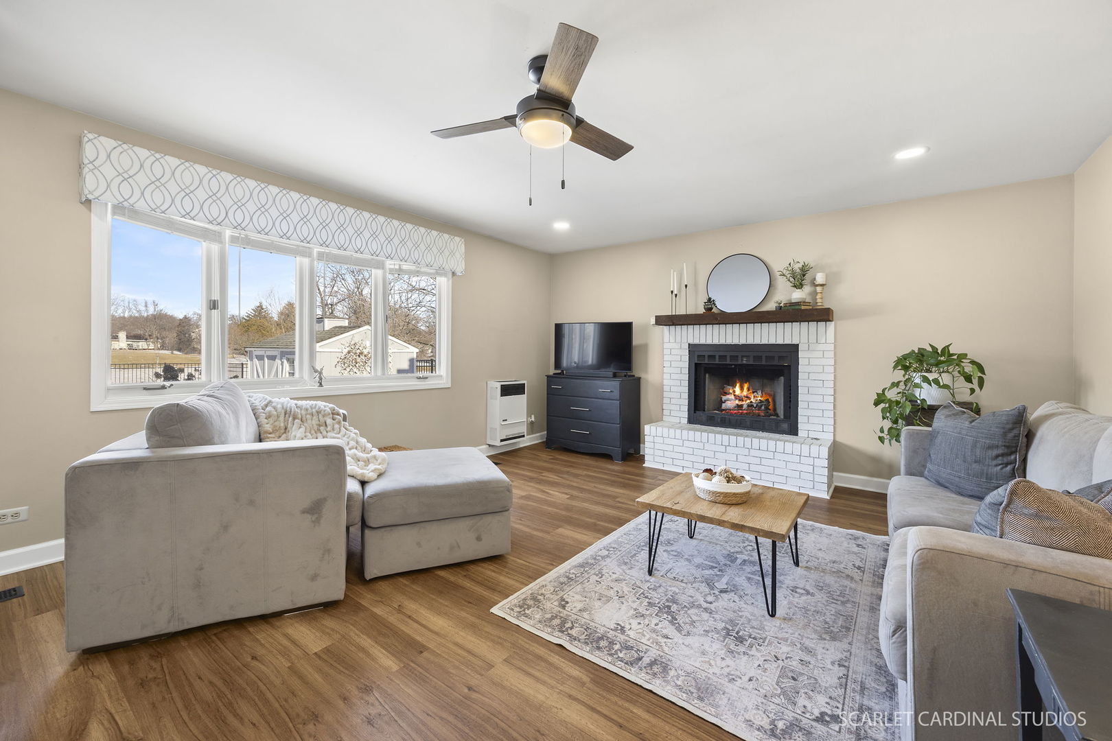 1217 River Oak Drive, Naperville, IL 60565