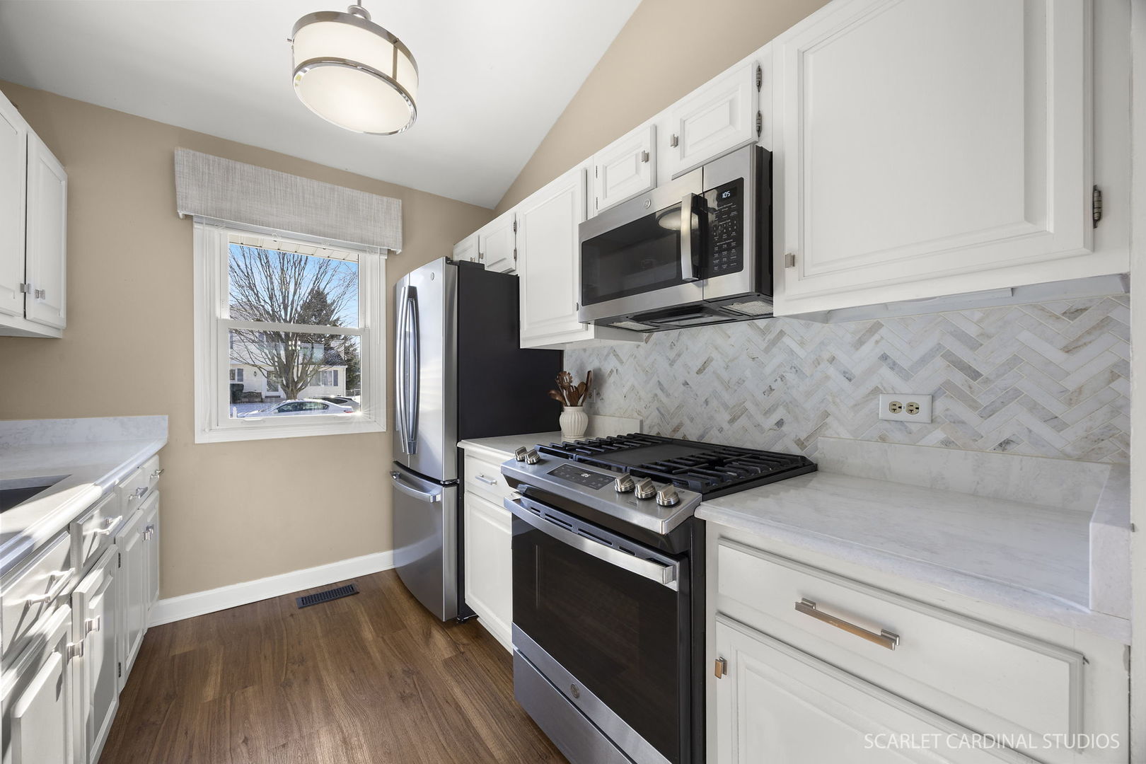 1217 River Oak Drive, Naperville, IL 60565