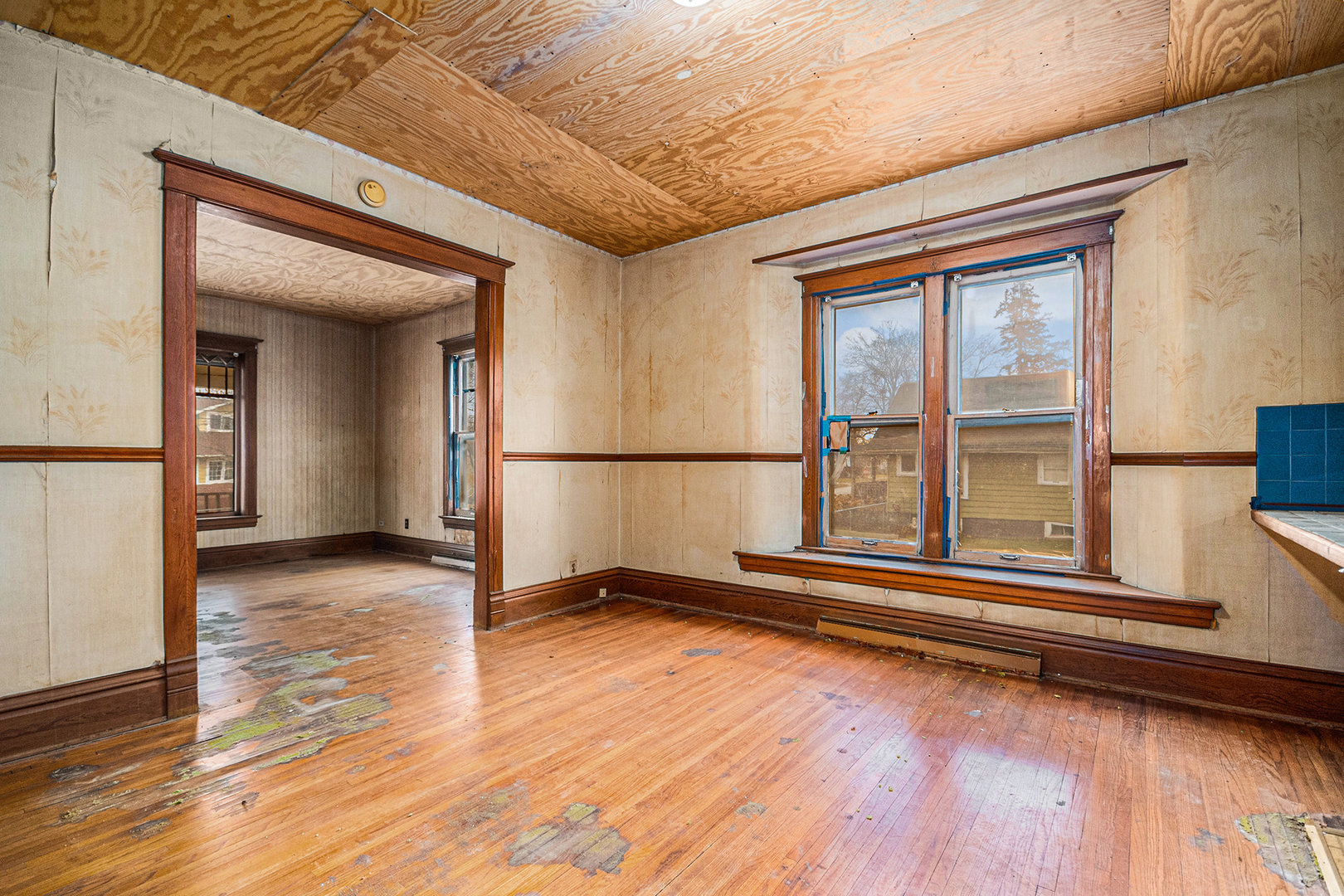 919 Clay Street, Woodstock, IL 60098