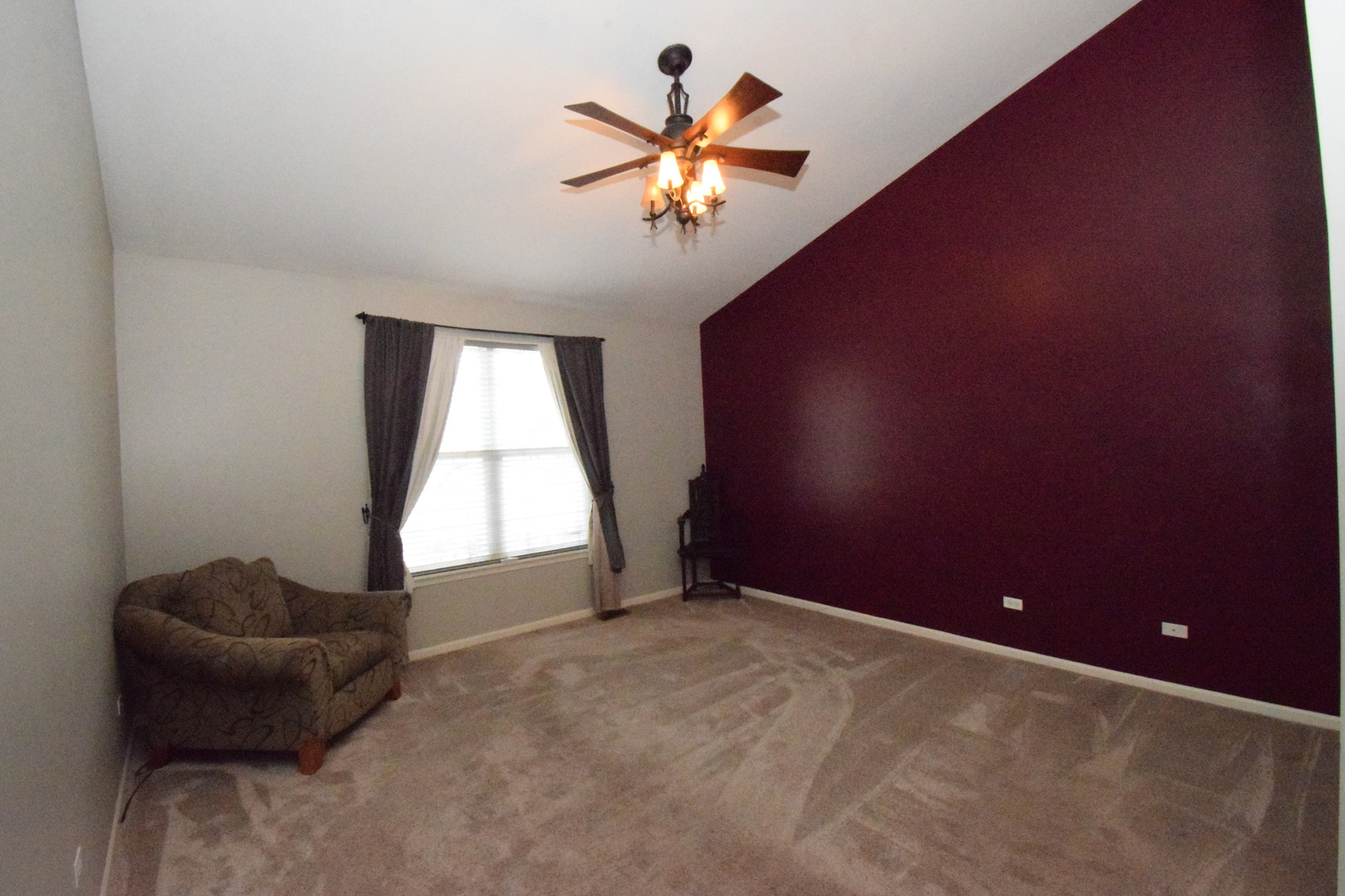 600 Countryfield Lane, Elgin, IL 60120