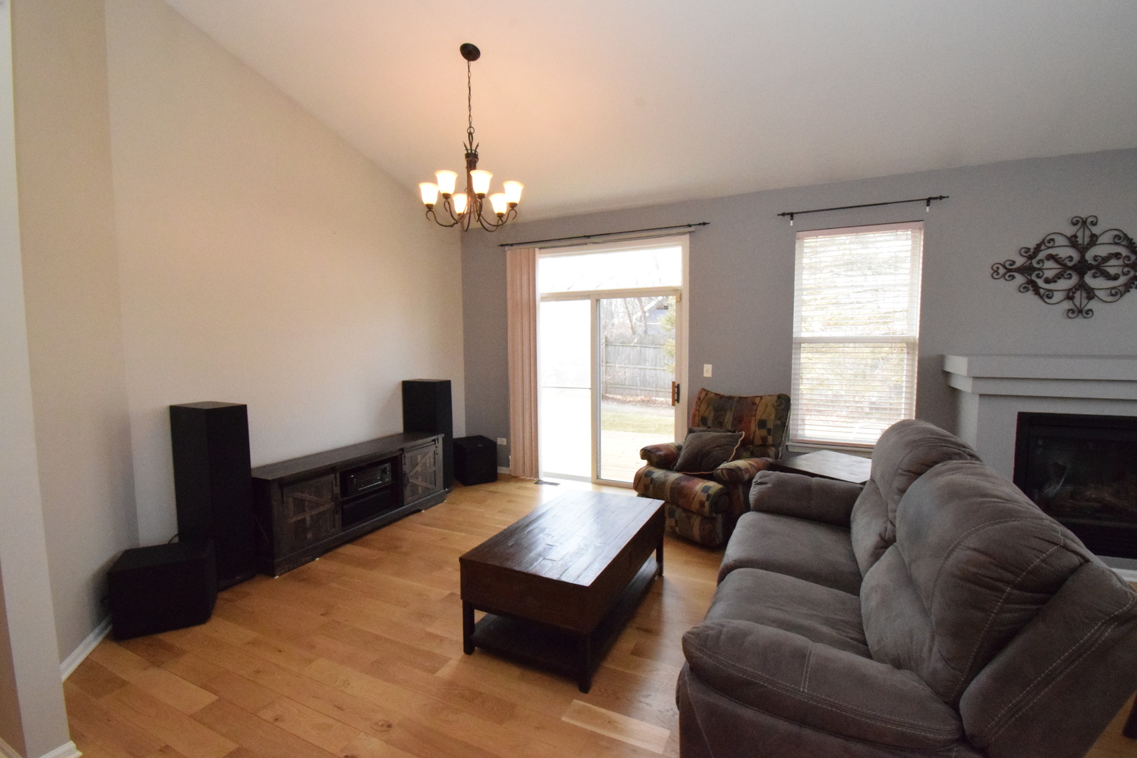 600 Countryfield Lane, Elgin, IL 60120