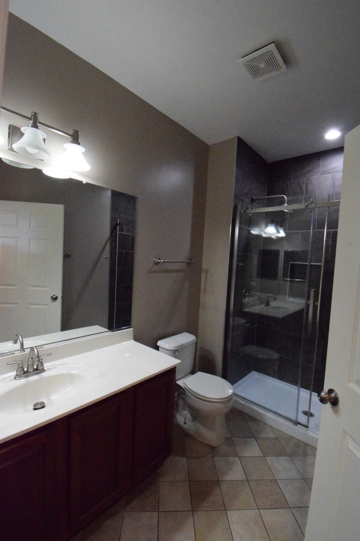 600 Countryfield Lane, Elgin, IL 60120