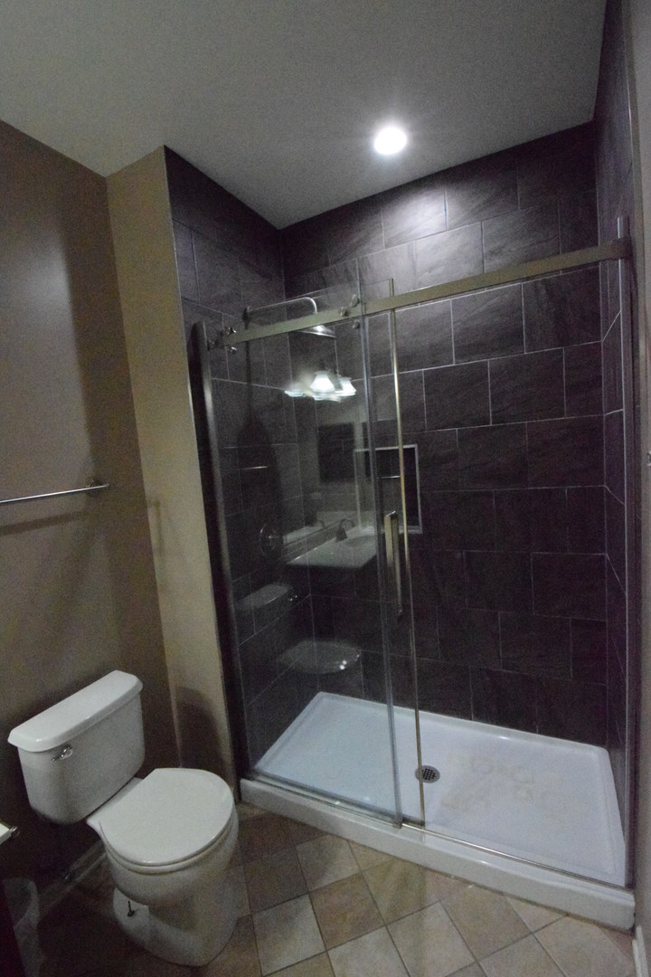 600 Countryfield Lane, Elgin, IL 60120