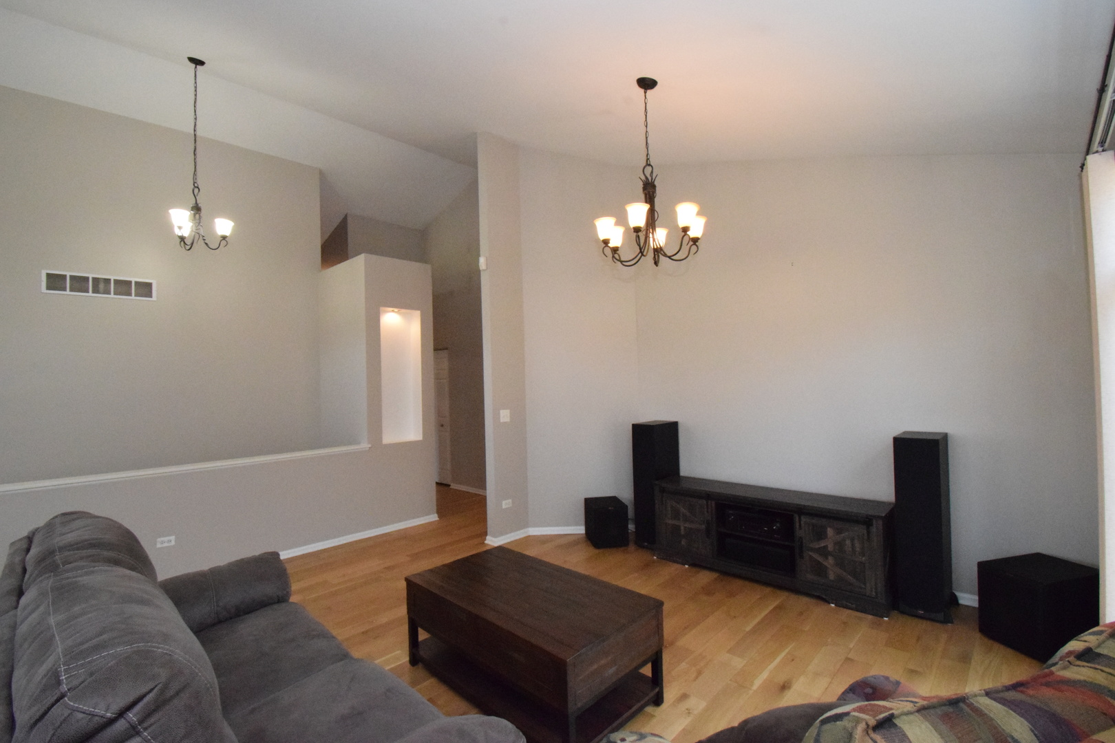 600 Countryfield Lane, Elgin, IL 60120