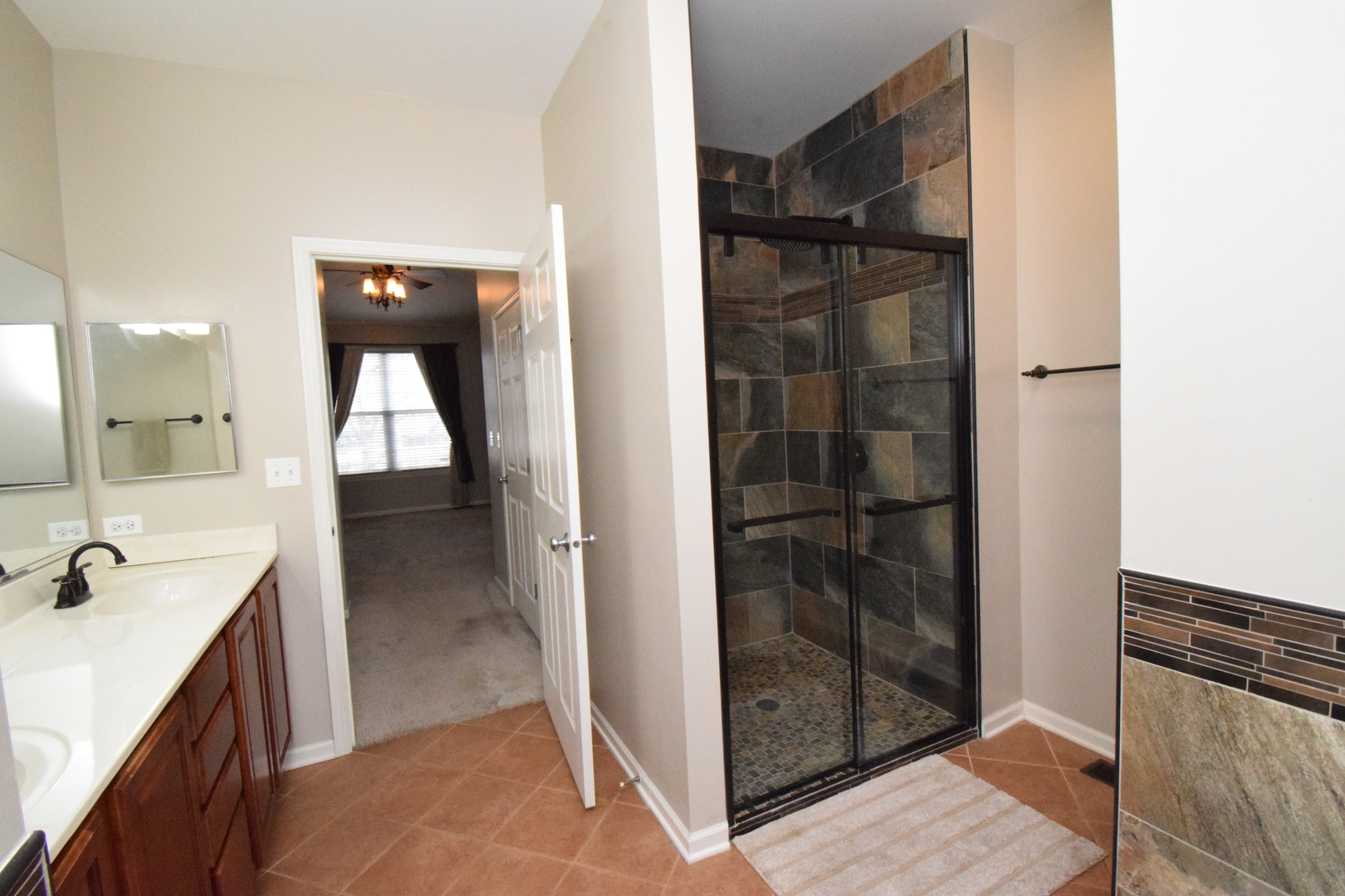 600 Countryfield Lane, Elgin, IL 60120