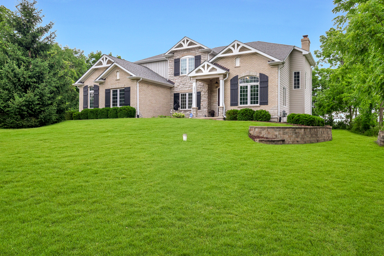 18013 Saint Andrews Drive, Marengo, IL 60152