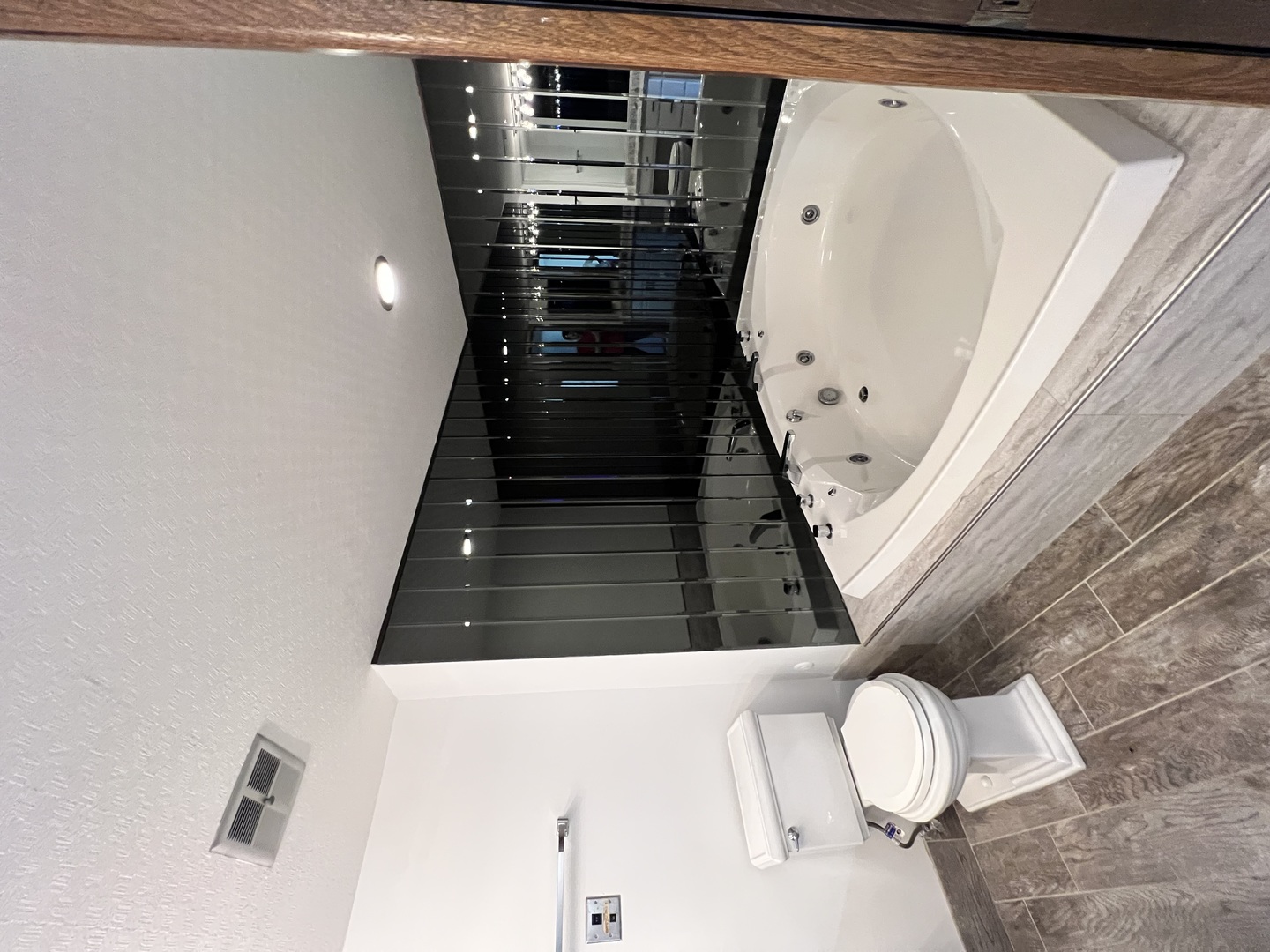 15514 Orlan Brook Drive #243, Orland Park, IL 60462